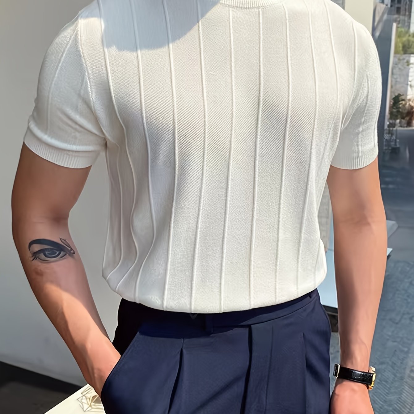 Nerio – Sommerpullover mit Rundhalsausschnitt in Olivgrün