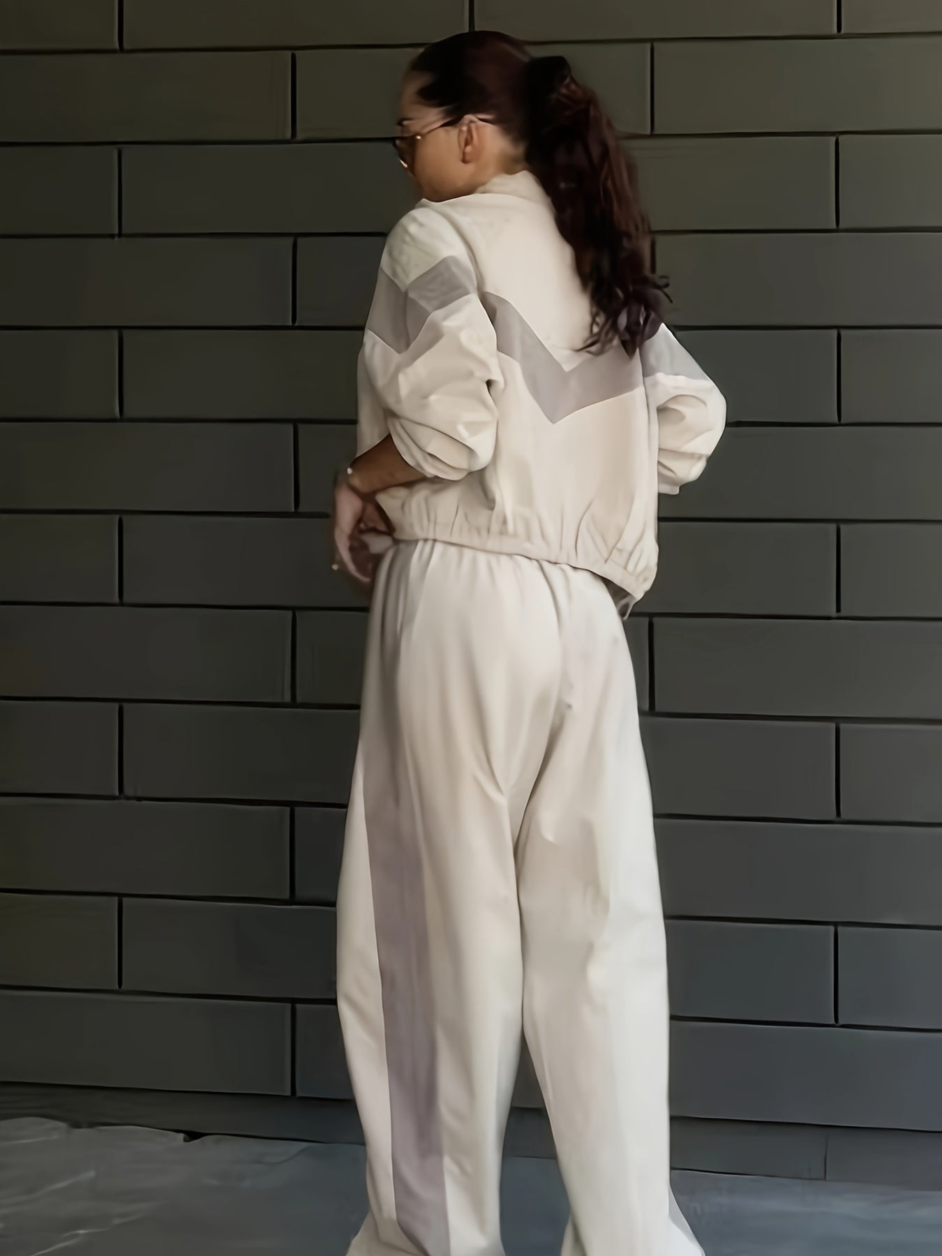 Liora – Farbkontrast Set mit Top & Hose