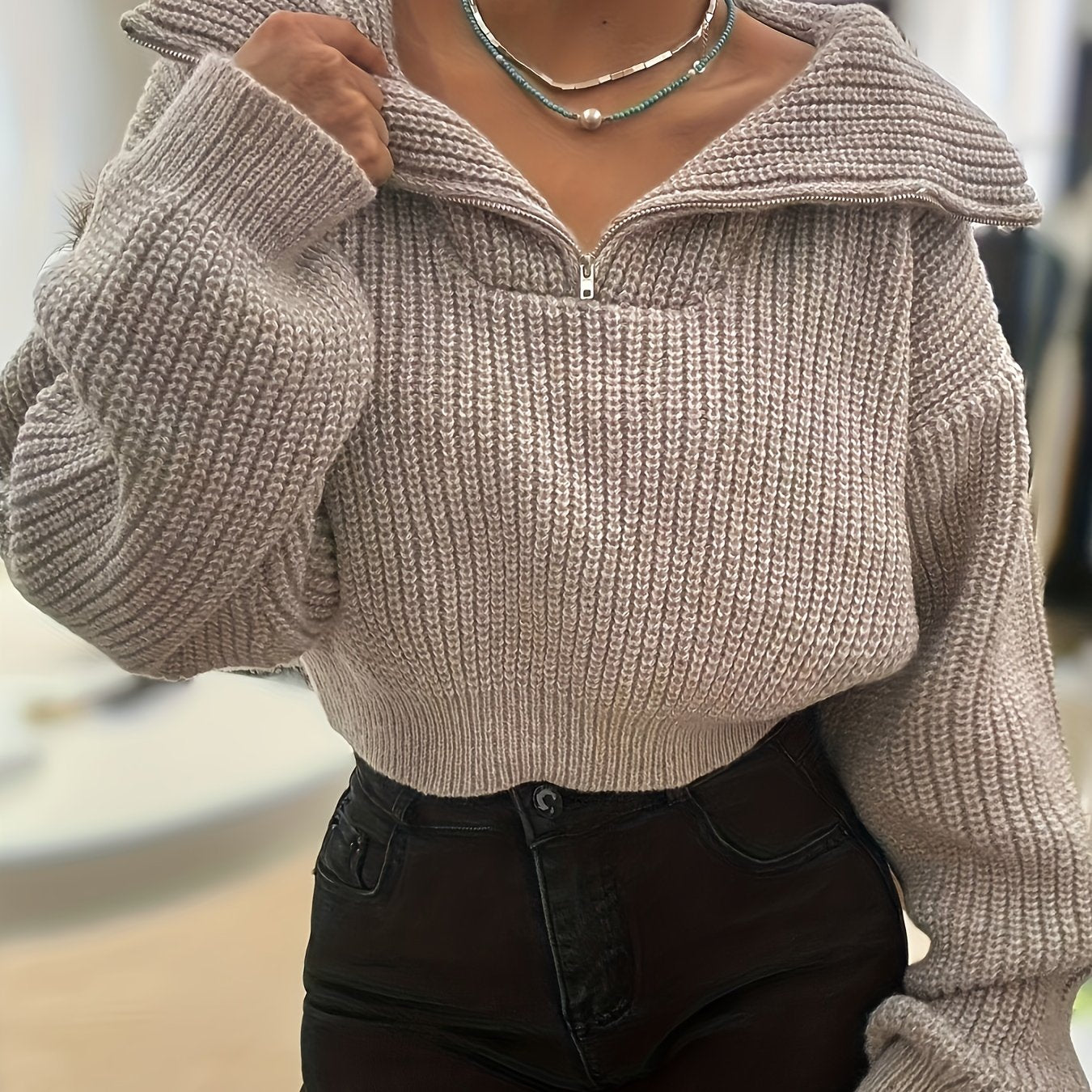 Nayla – Rippstrick Crop Pullover mit Reißverschluss