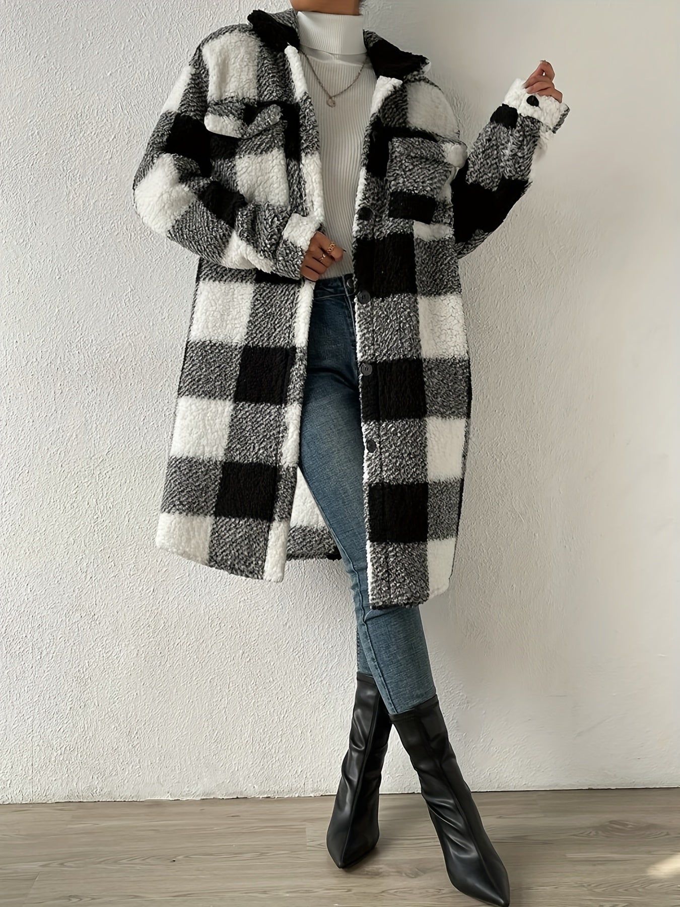 Mira – Kariertes Teddy-Mantel aus Fleece