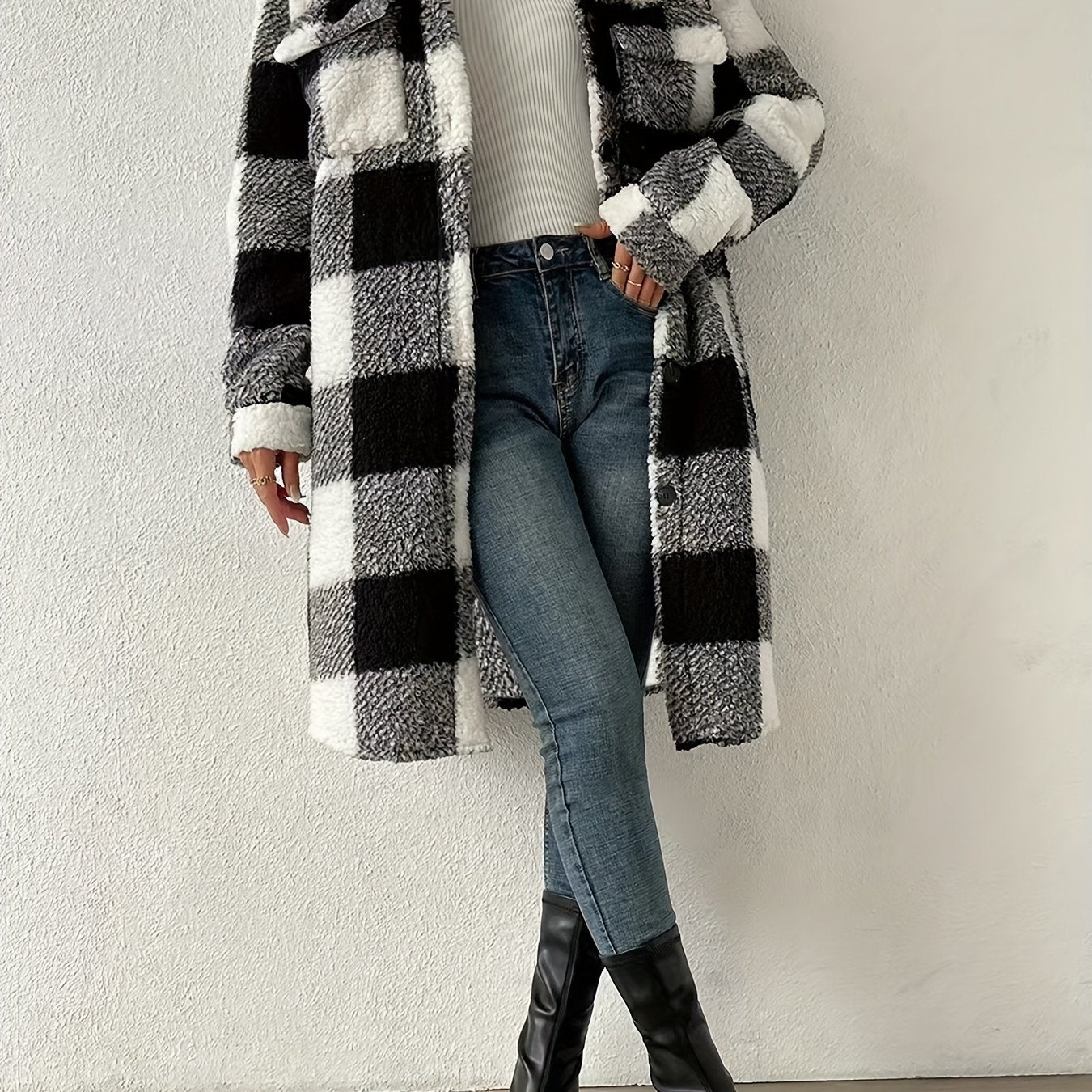 Mira – Kariertes Teddy-Mantel aus Fleece