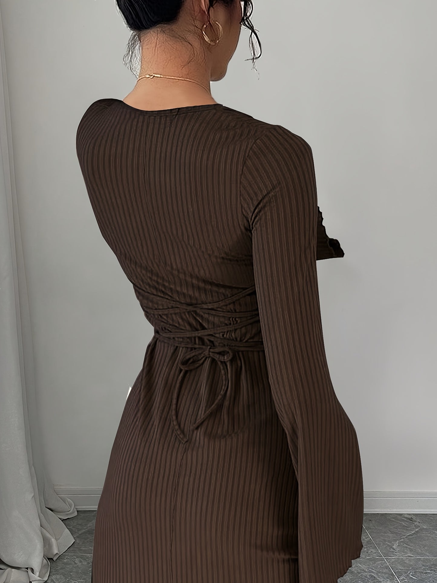 Isabella – Schwarzes Maxikleid mit Glockenärmeln