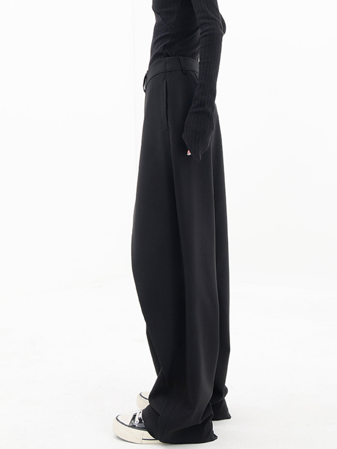 Mila - Moderne Asymmetrische Baggy-Hose