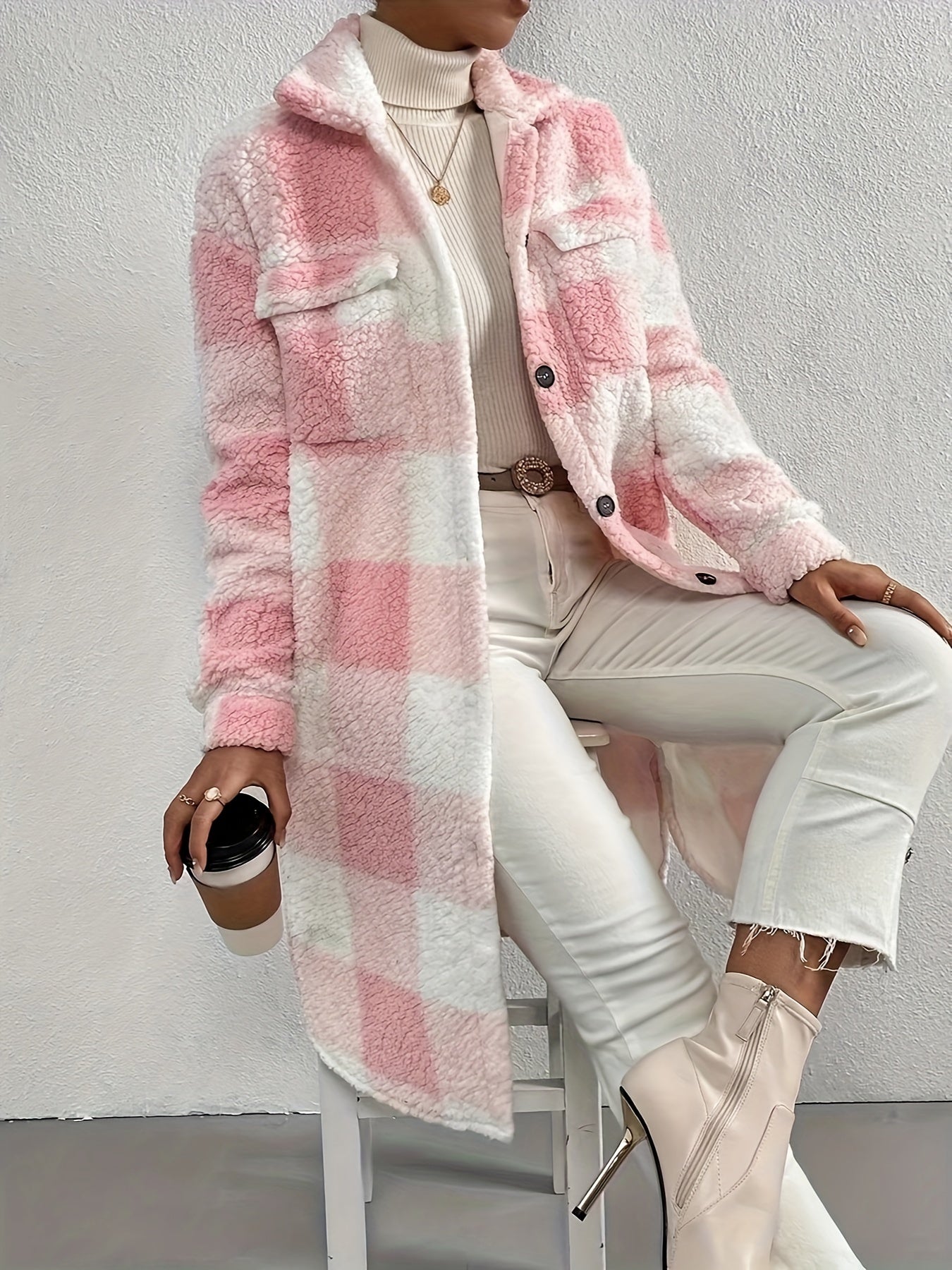 Mira – Kariertes Teddy-Mantel aus Fleece