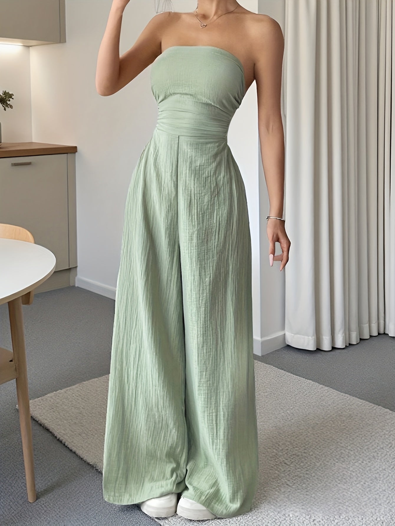 Celia – Trägerloser Jumpsuit in Unifarben