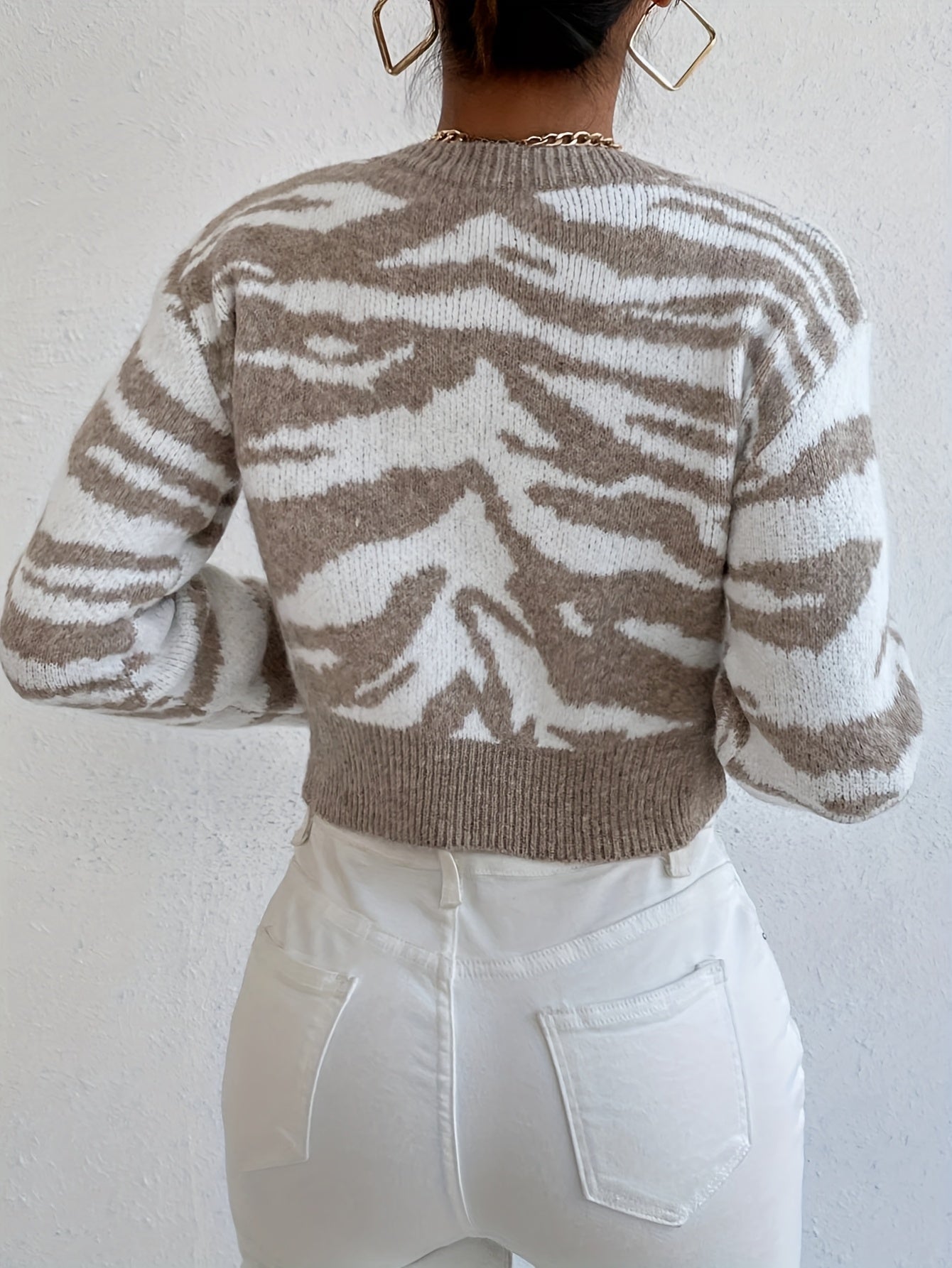 Zara – Sweater mit Zebra-Streifen