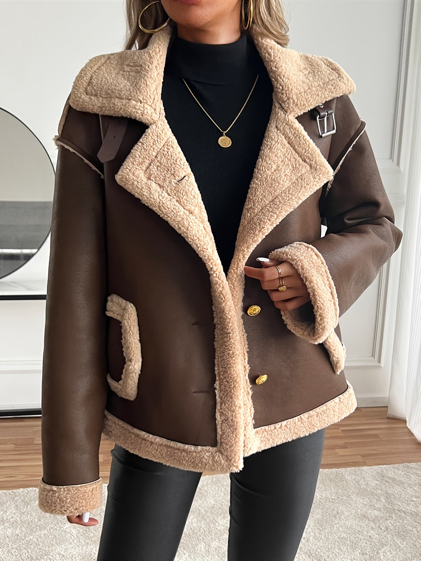 Leona – Zweifarbige Faux Fur Bikerjacke