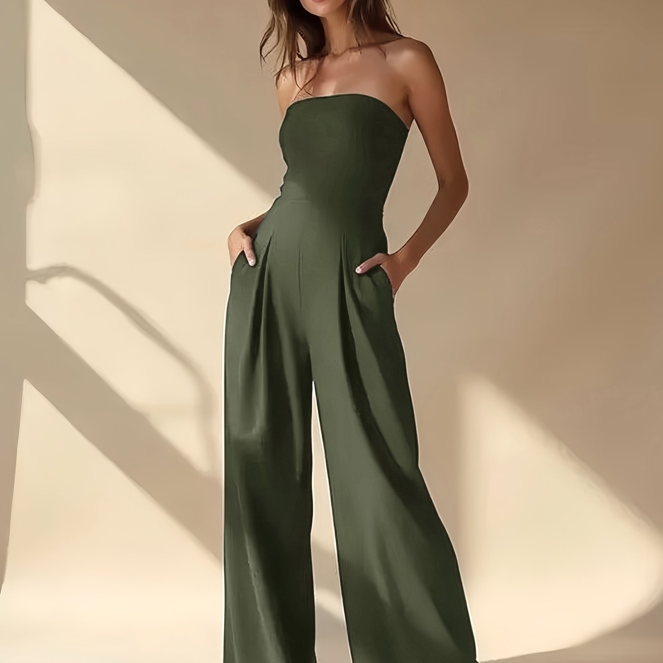 Amalia – Trägerloser Jumpsuit mit weitem Bein