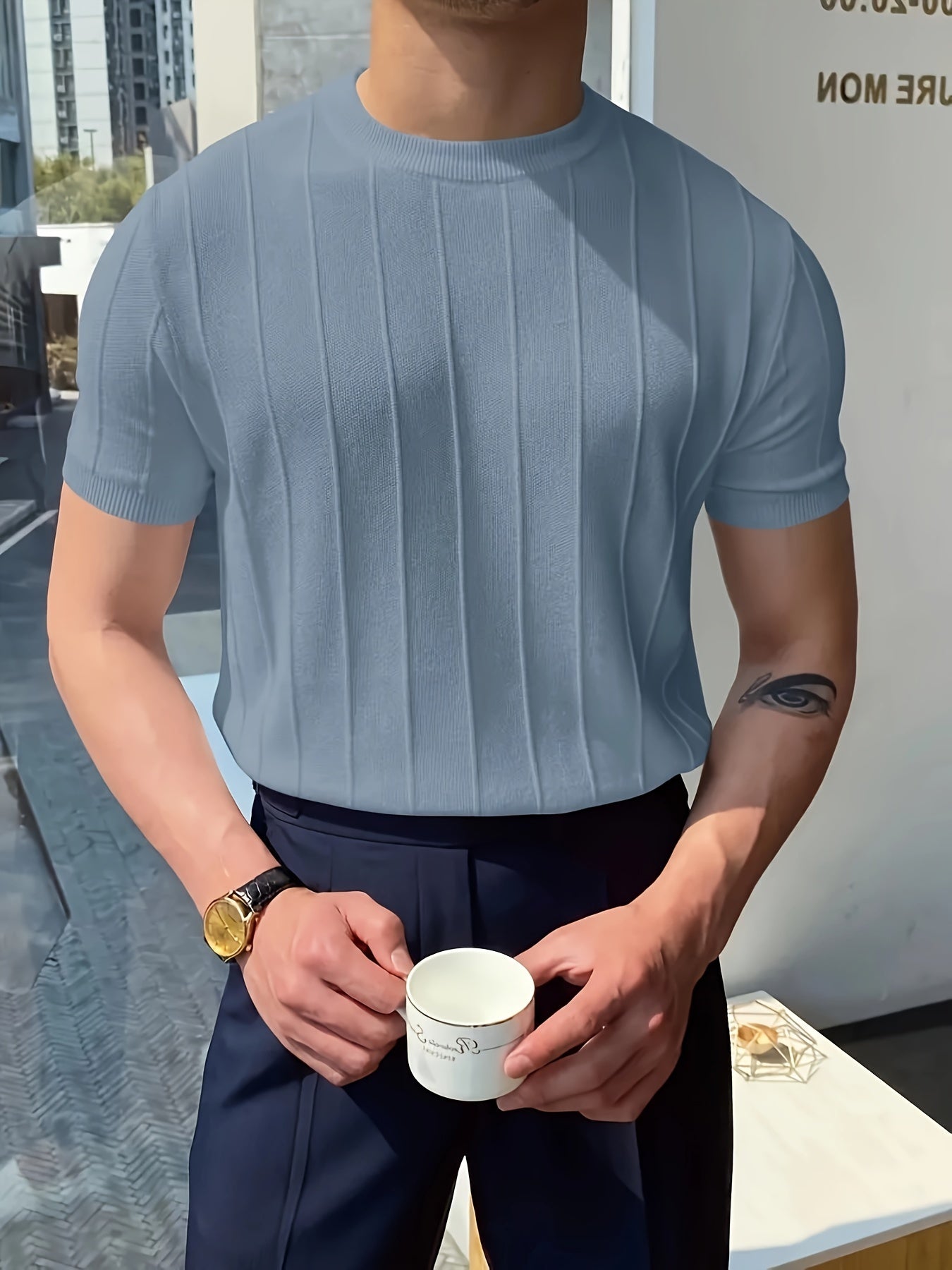 Nerio – Sommerpullover mit Rundhalsausschnitt in Olivgrün