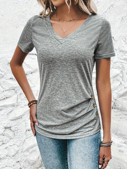 Olivia – Knopf-T-Shirt