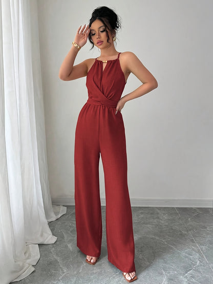 Liora – Plissee Jumpsuit mit Twist-Taille