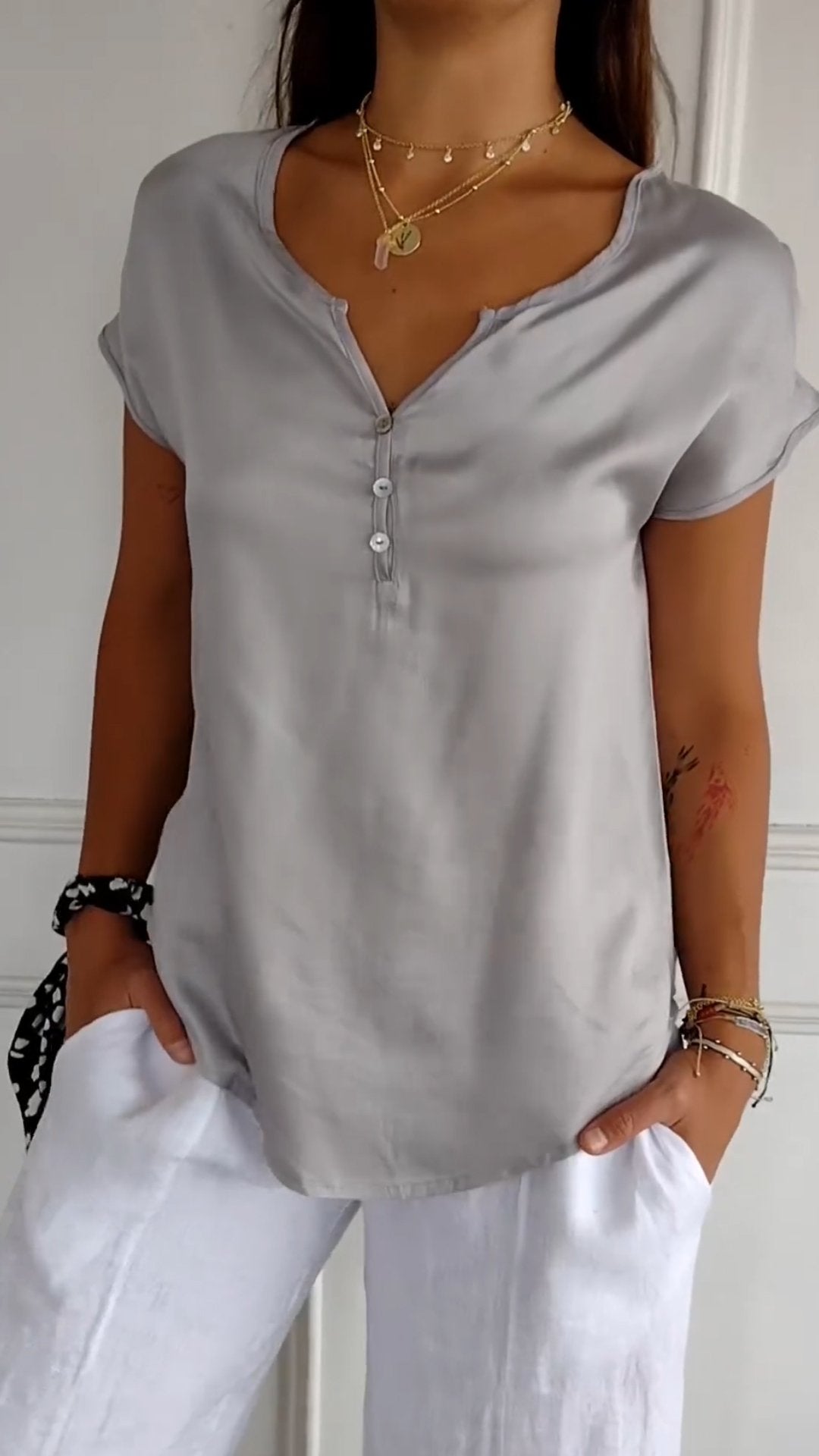 Marisa - T-Shirt in lässiger Eleganz